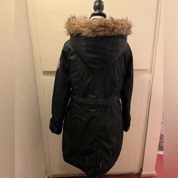 Rocawear Classic Faux Fur Hooded Belted Long Puffer Coat It looks New - Picture 3 of 9